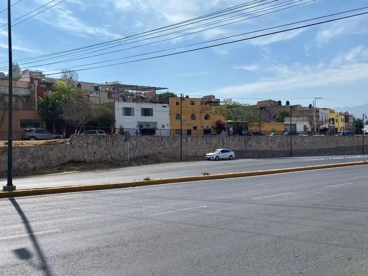 Edificio Comercial Olimpo 21 — photo 1 of 6
