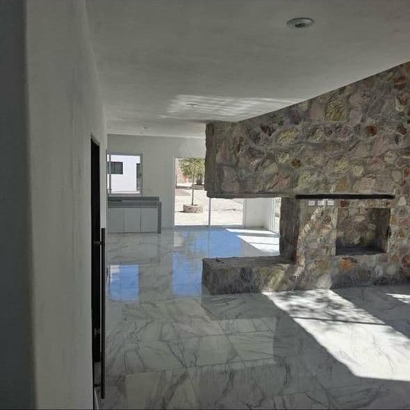 CASA EN RENTA EN LA CIENEGUITA — photo 1 of 10