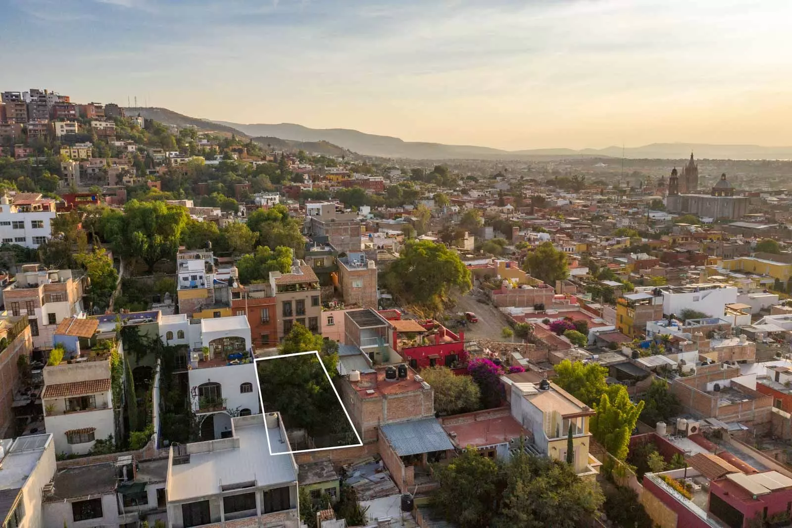 Cuauhtemoc Lot — photo 4 of 10