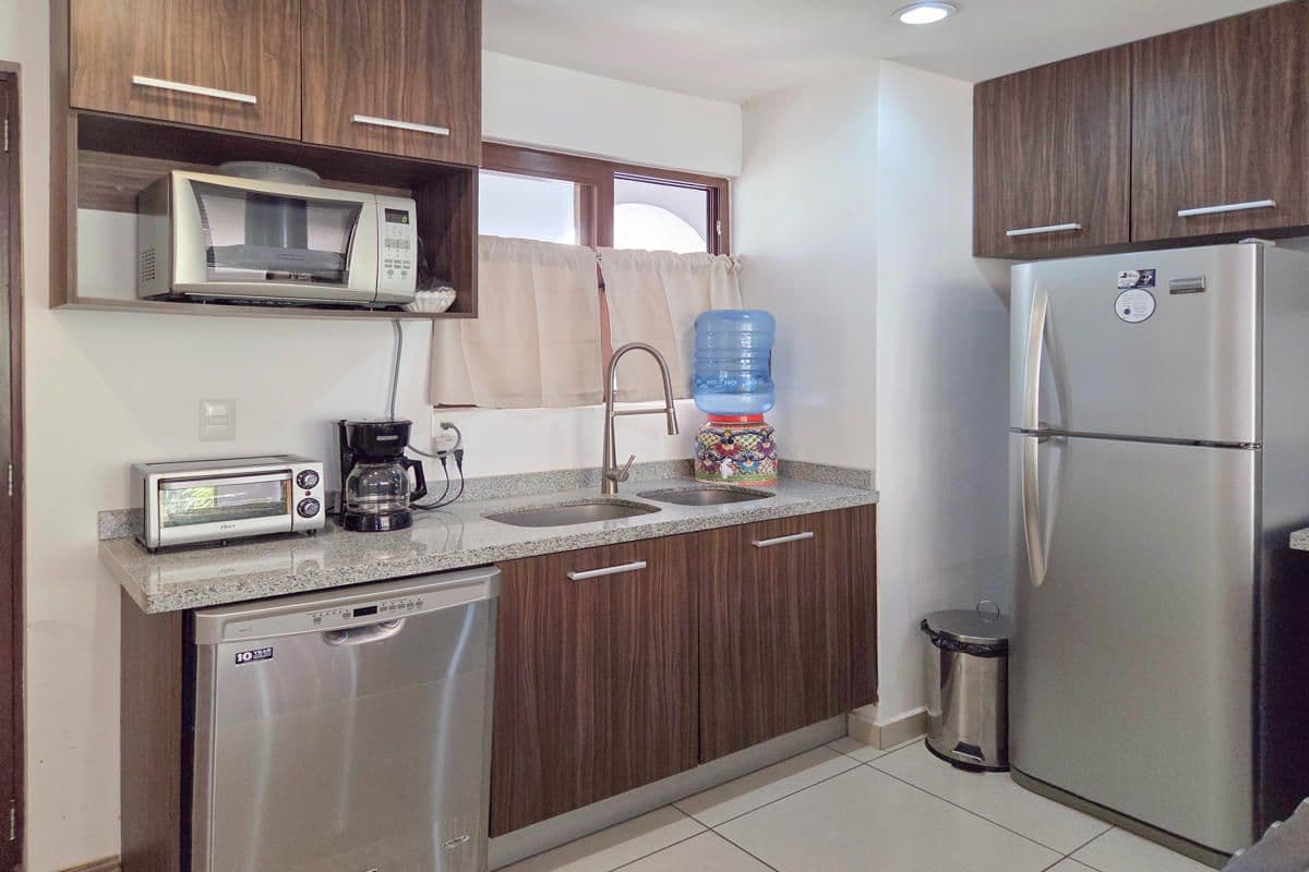 R32 Puente Viejo Pent House for Rent — photo 4 of 10