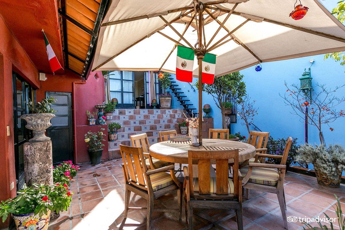 CASA CINCO PATIOS CENTRO — photo 8 of 10