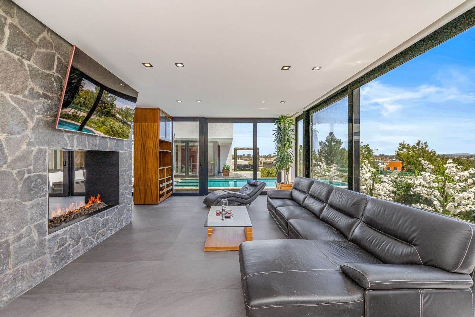 The Dream House — photo 8 of 10