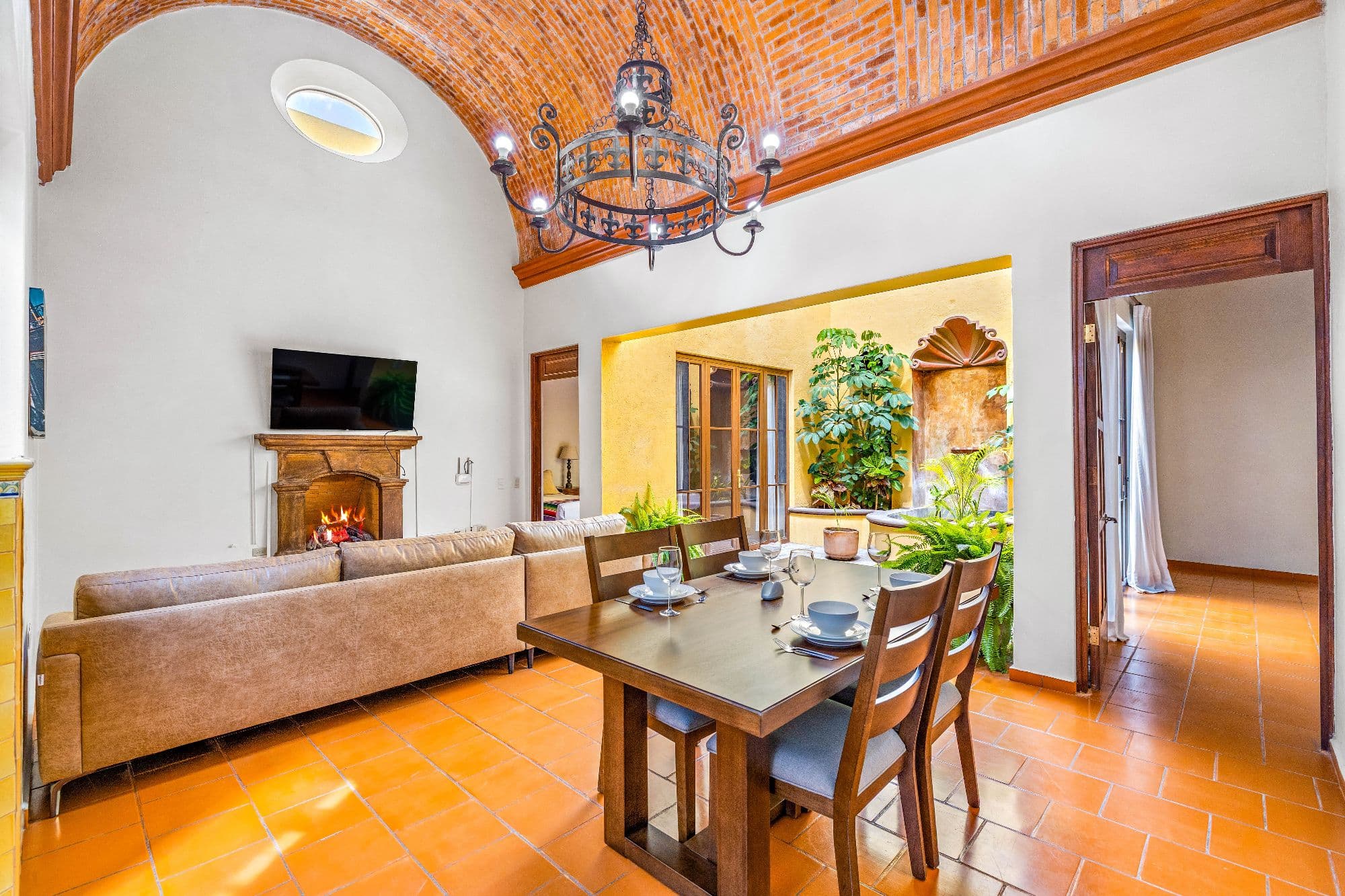 Allende Village - Villa #7 — photo 2 of 10