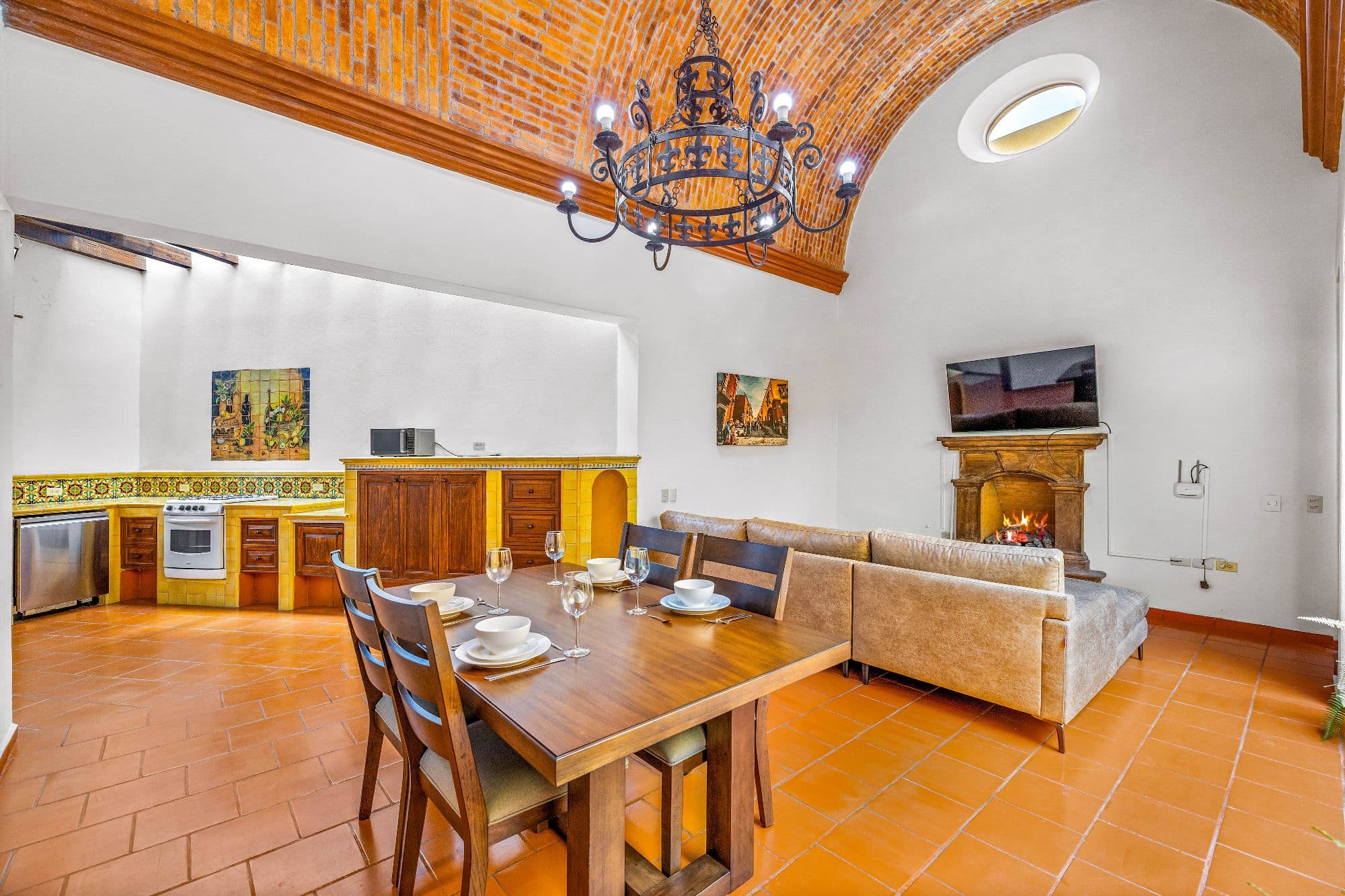 Allende Village - Villa #7 — photo 4 of 10