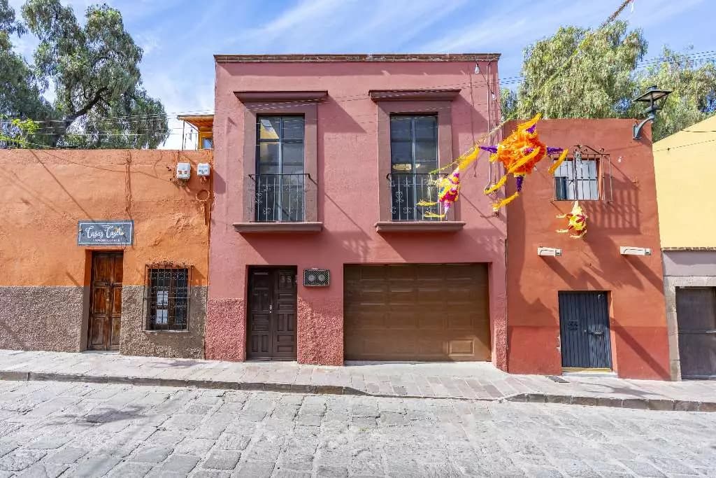 Excellent Investment Opportunity In — photo 1 of 7