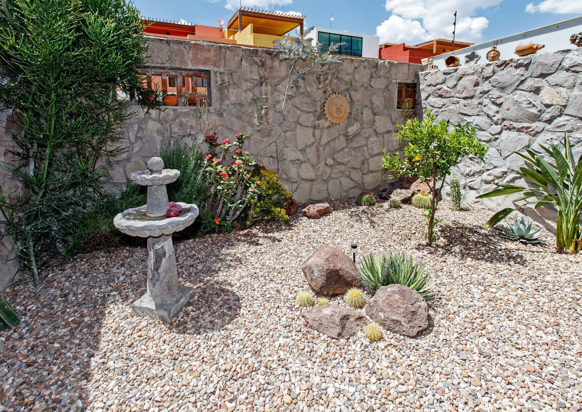 CASA SUIZA — photo 7 of 10