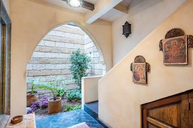 Casa Nueva Azteca — photo 4 of 10