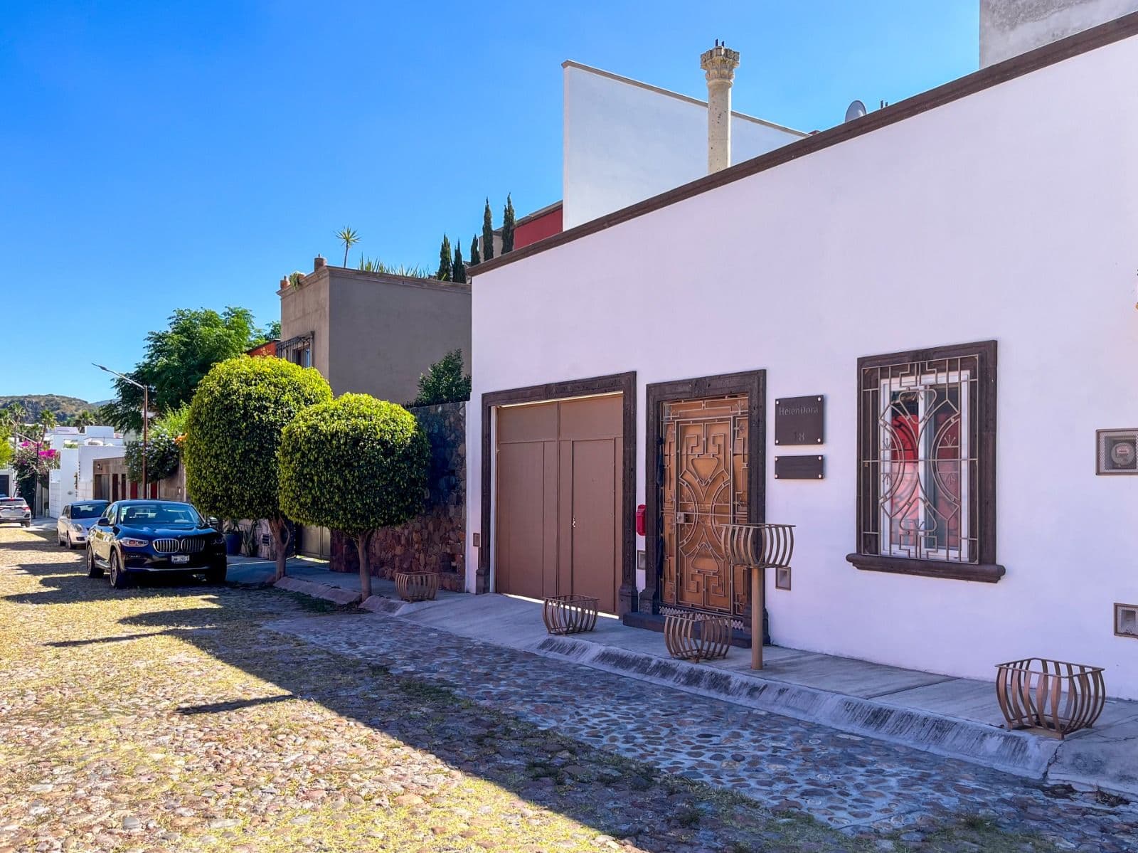 CASA BLANCA — photo 1 of 10