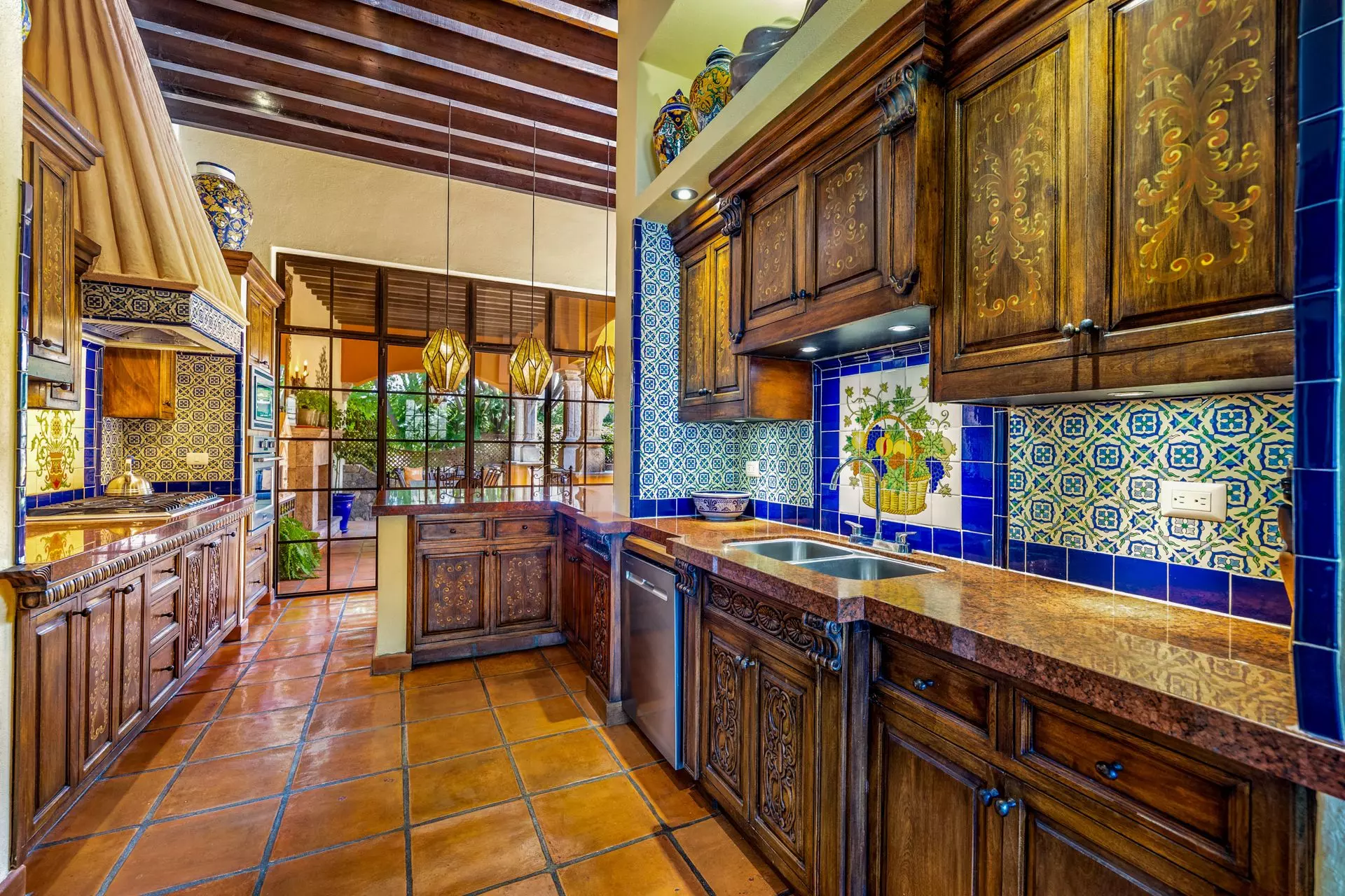 Casa Flora — photo 10 of 10
