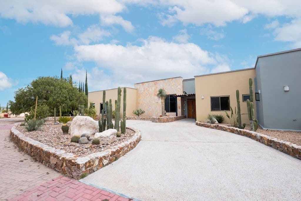 Casa Arcoiris en Rancho Los Labradores — photo 3 of 10