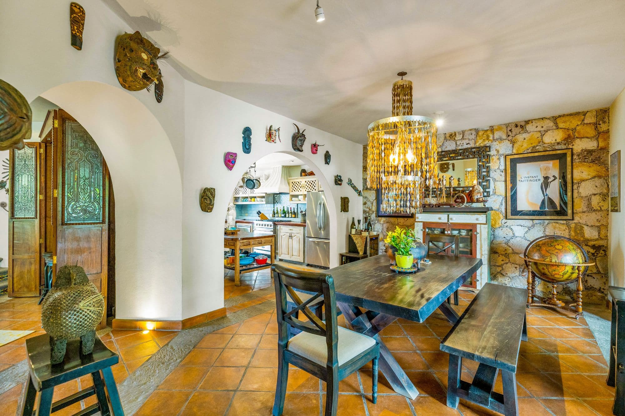 Casa Colonial Eclectica — photo 8 of 10