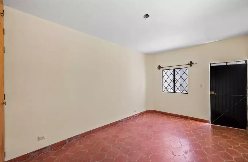 CASA ROMAÑA — photo 10 of 10