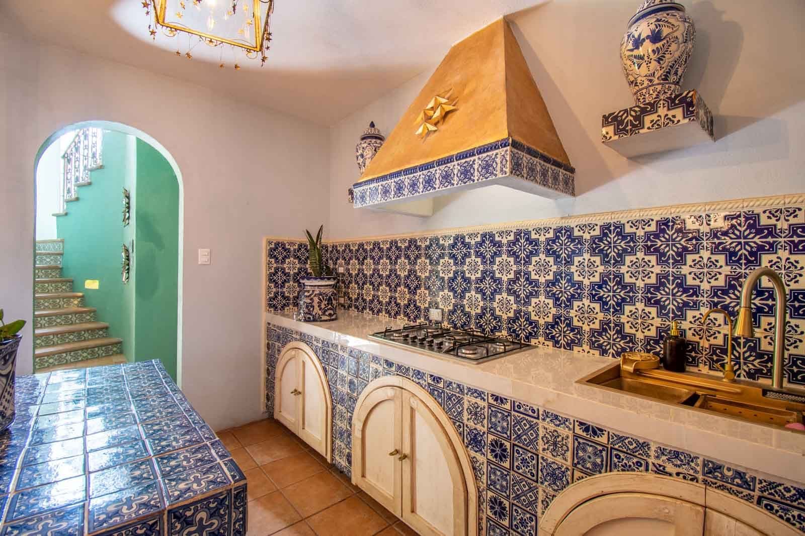 Casa de los Angeles — photo 8 of 10