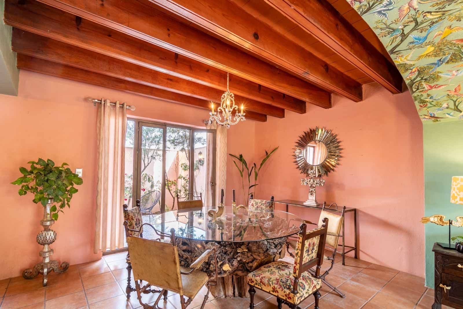 Casa de los Angeles — photo 10 of 10