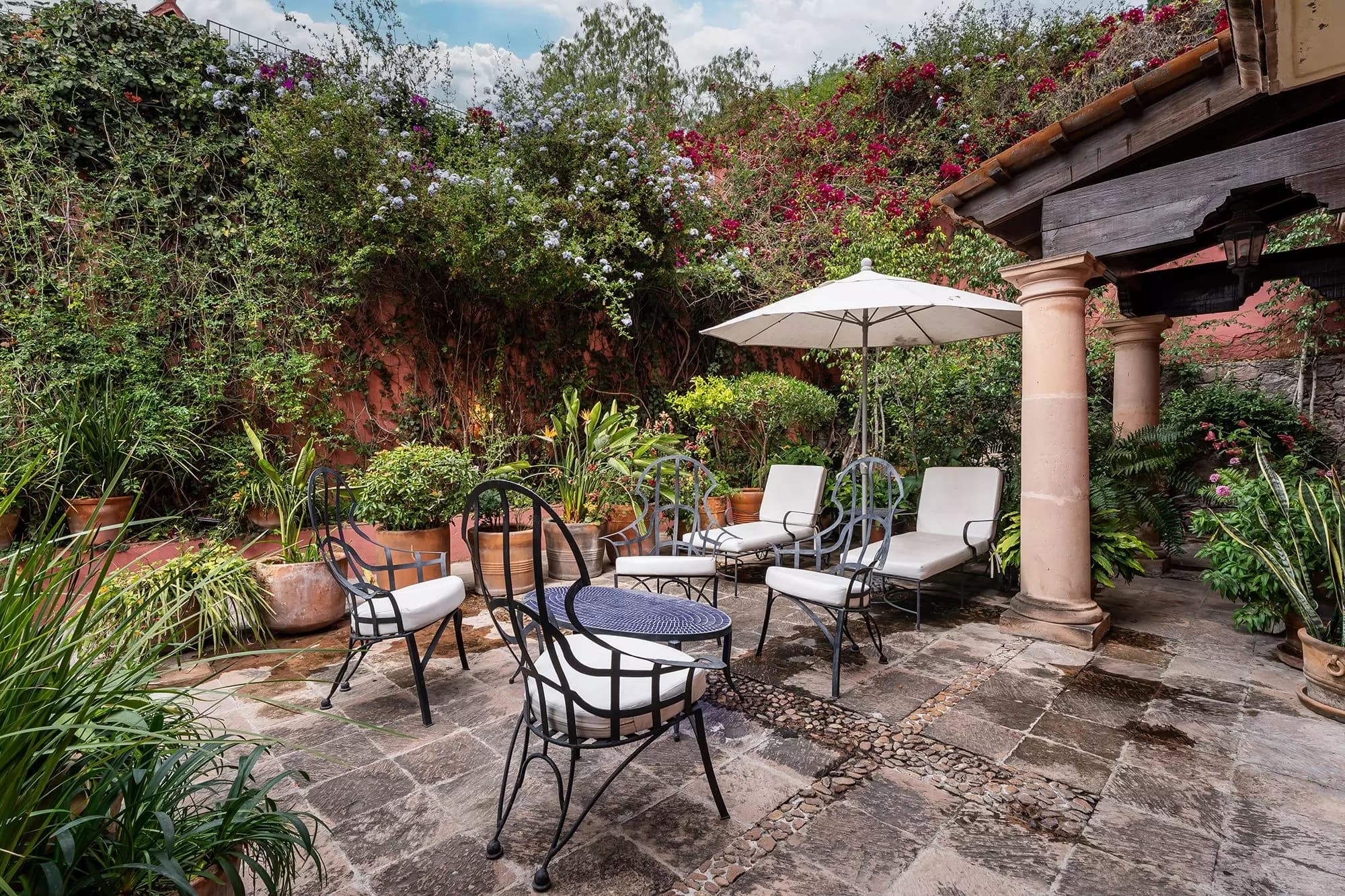 Casa Rosa — photo 3 of 10