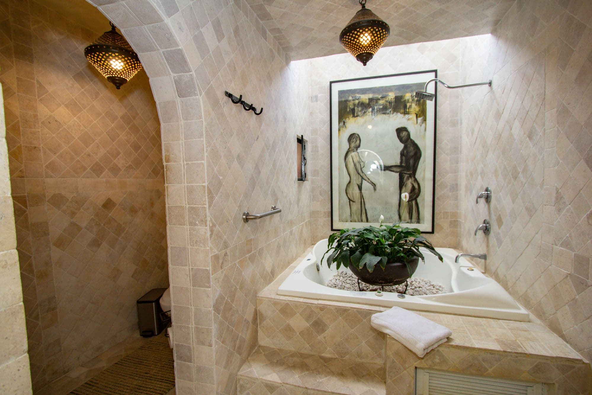 Condo Sto. Domingo — photo 9 of 10