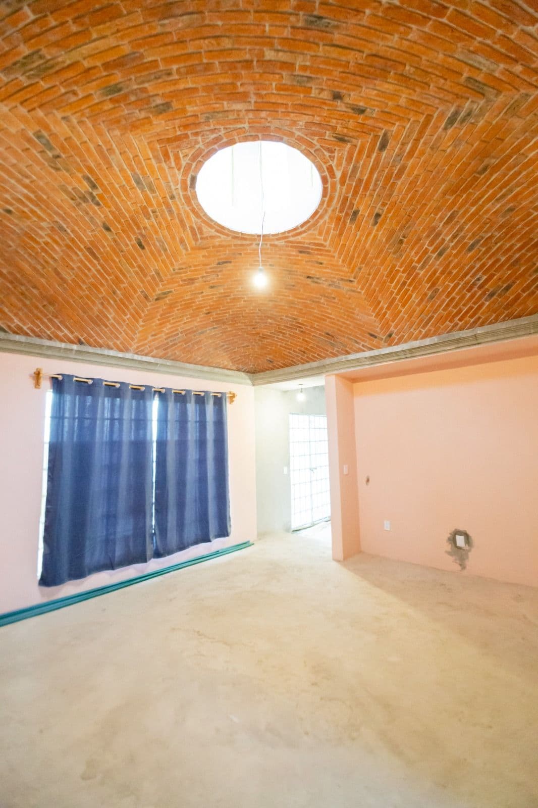 CASA EN VENTA PARA REMODELAR, VILLA DE LOS FRAILES — photo 2 of 10