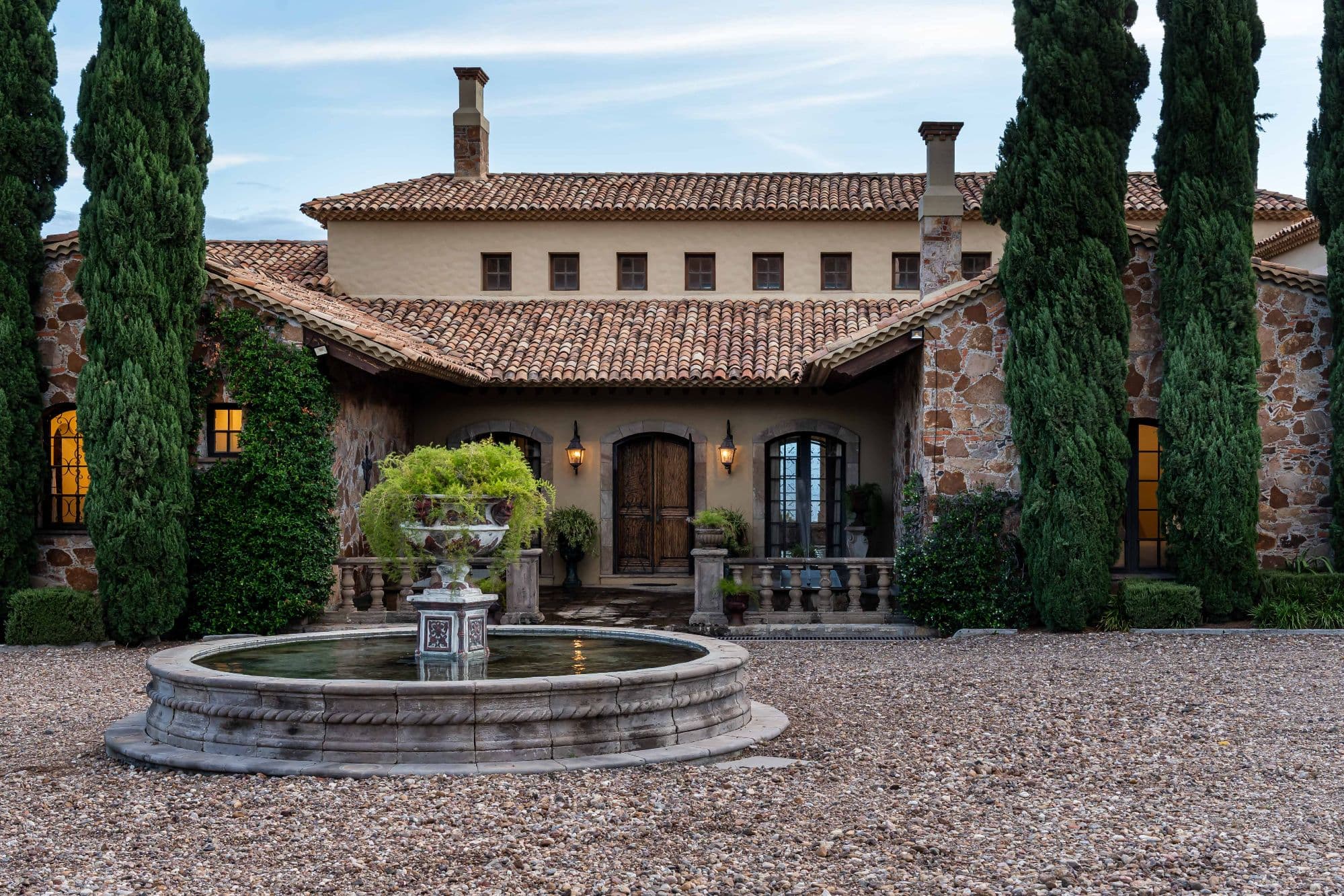 Luxury Mountain Estate — photo 3 of 10