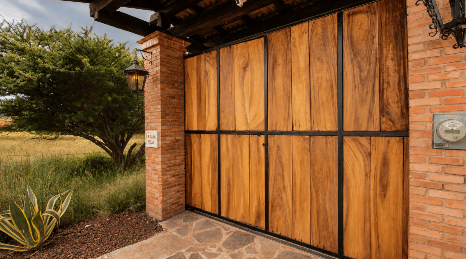 Casa Encantada — photo 7 of 10