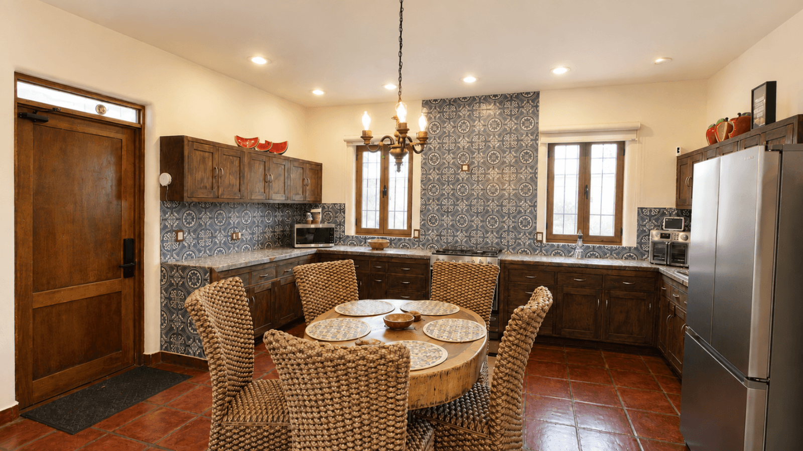 Casa Encantada — photo 9 of 10