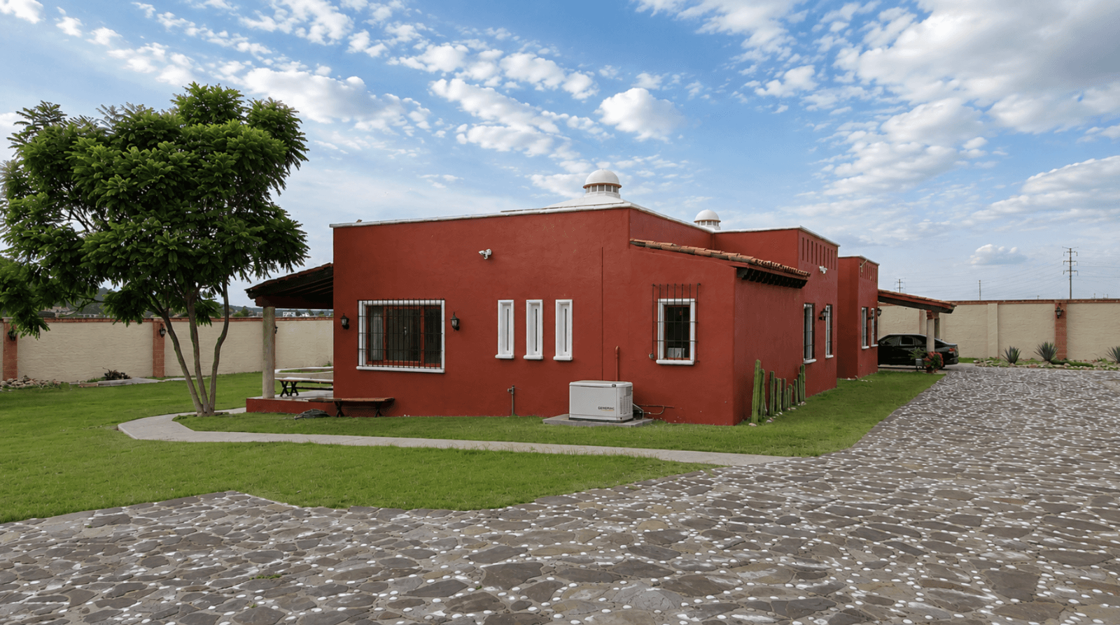 Casa Encantada — photo 3 of 10