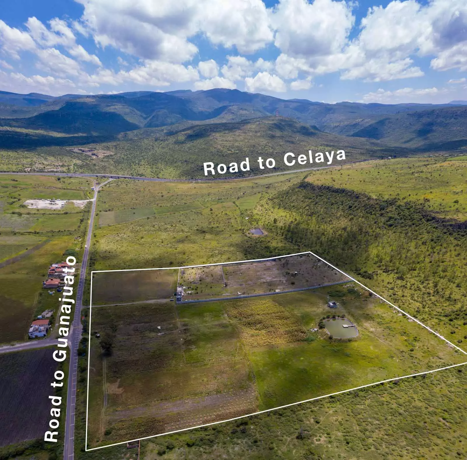 Marcos de Begoña Lot — photo 4 of 10