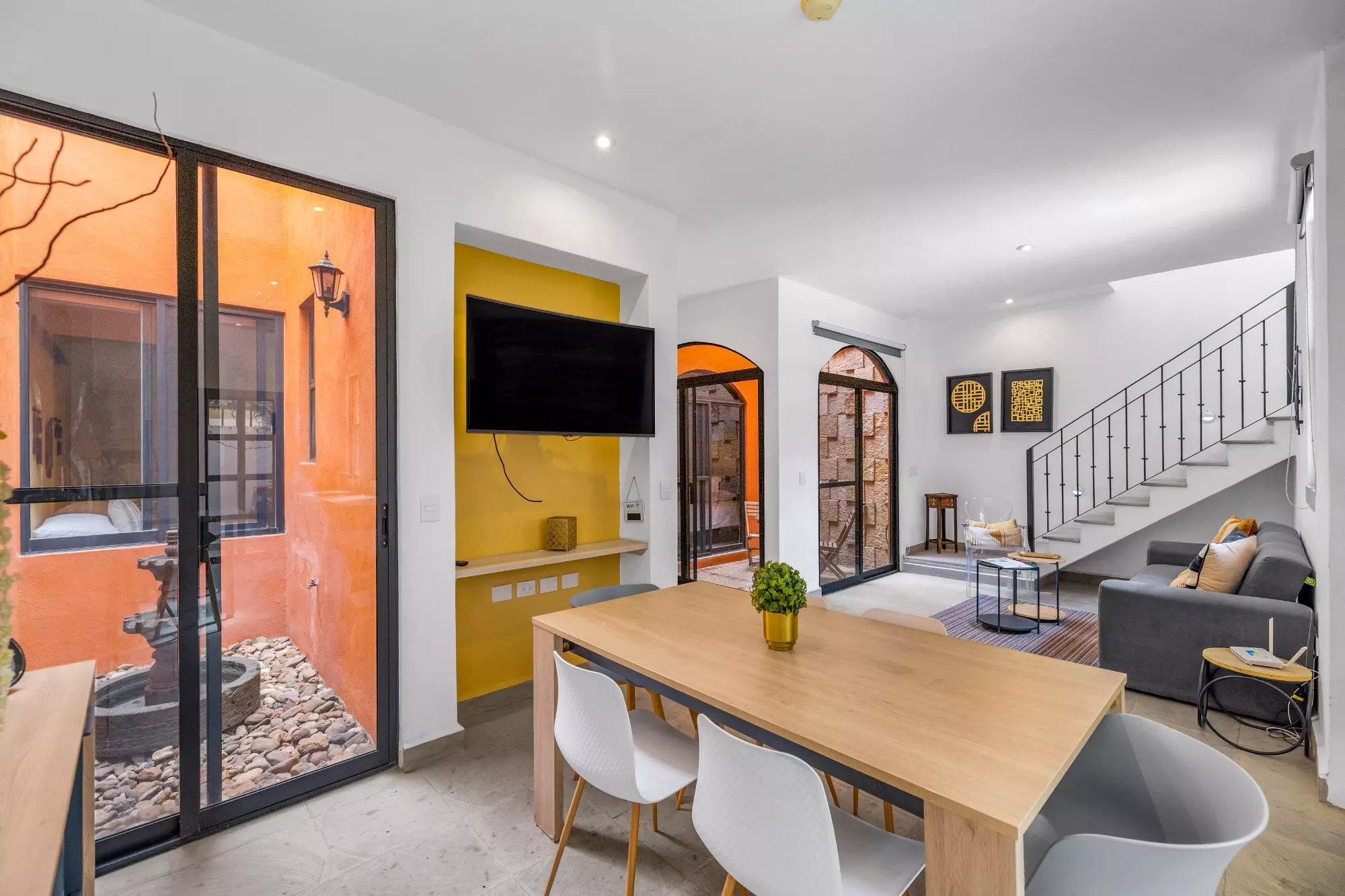CASA LILY — photo 3 of 10