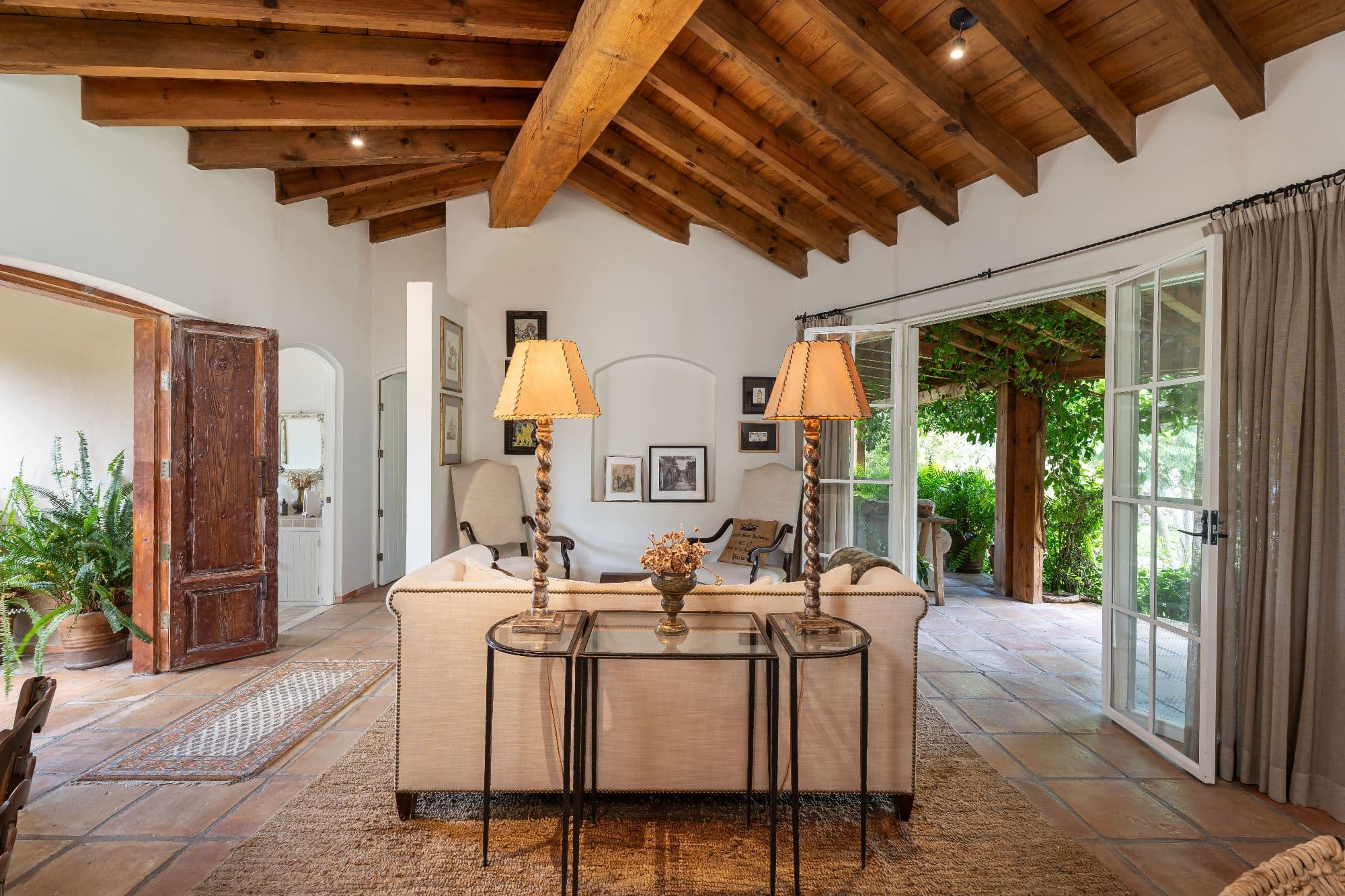 Villa Antonia — photo 3 of 10