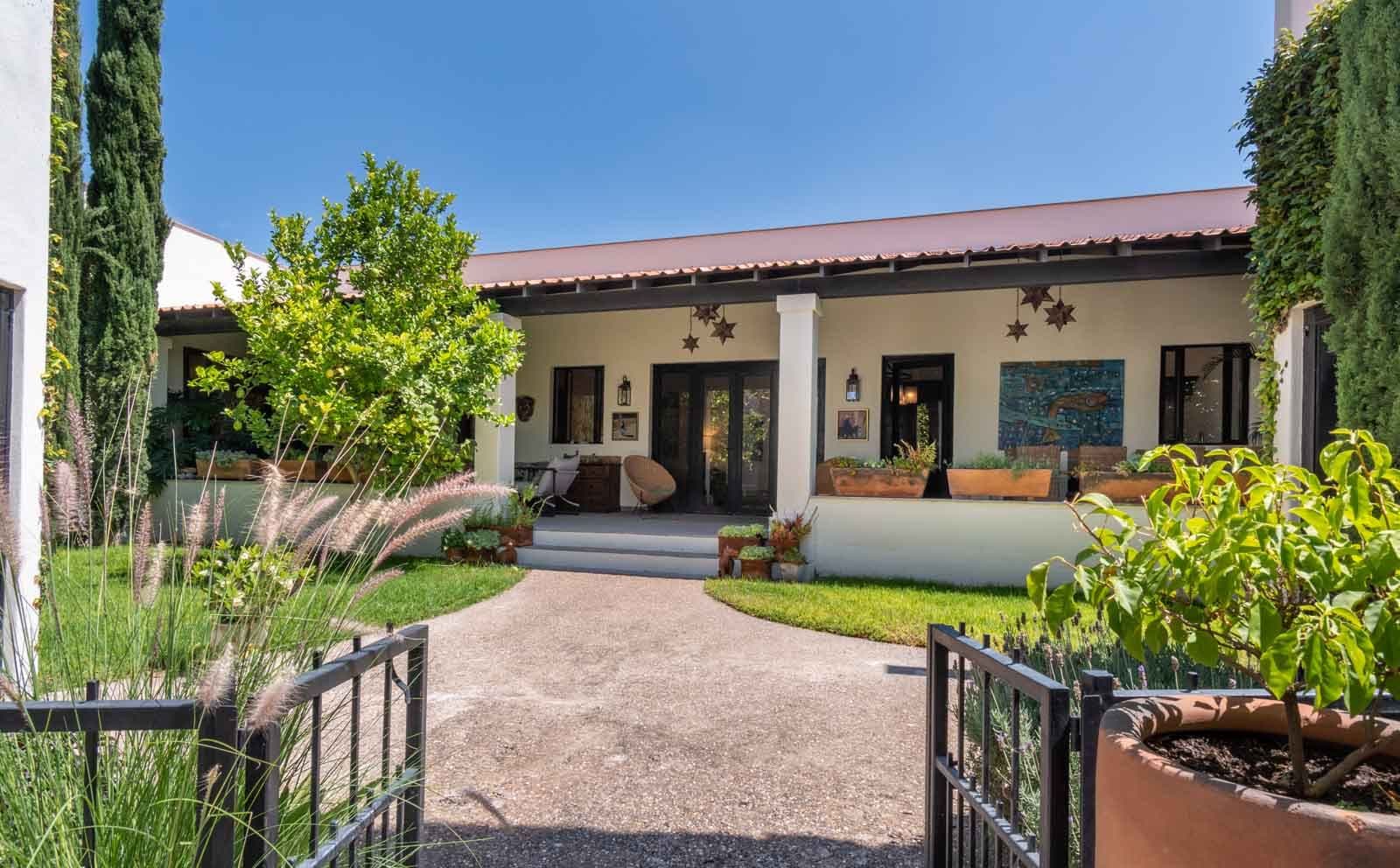 Casa Azafrán — photo 2 of 10