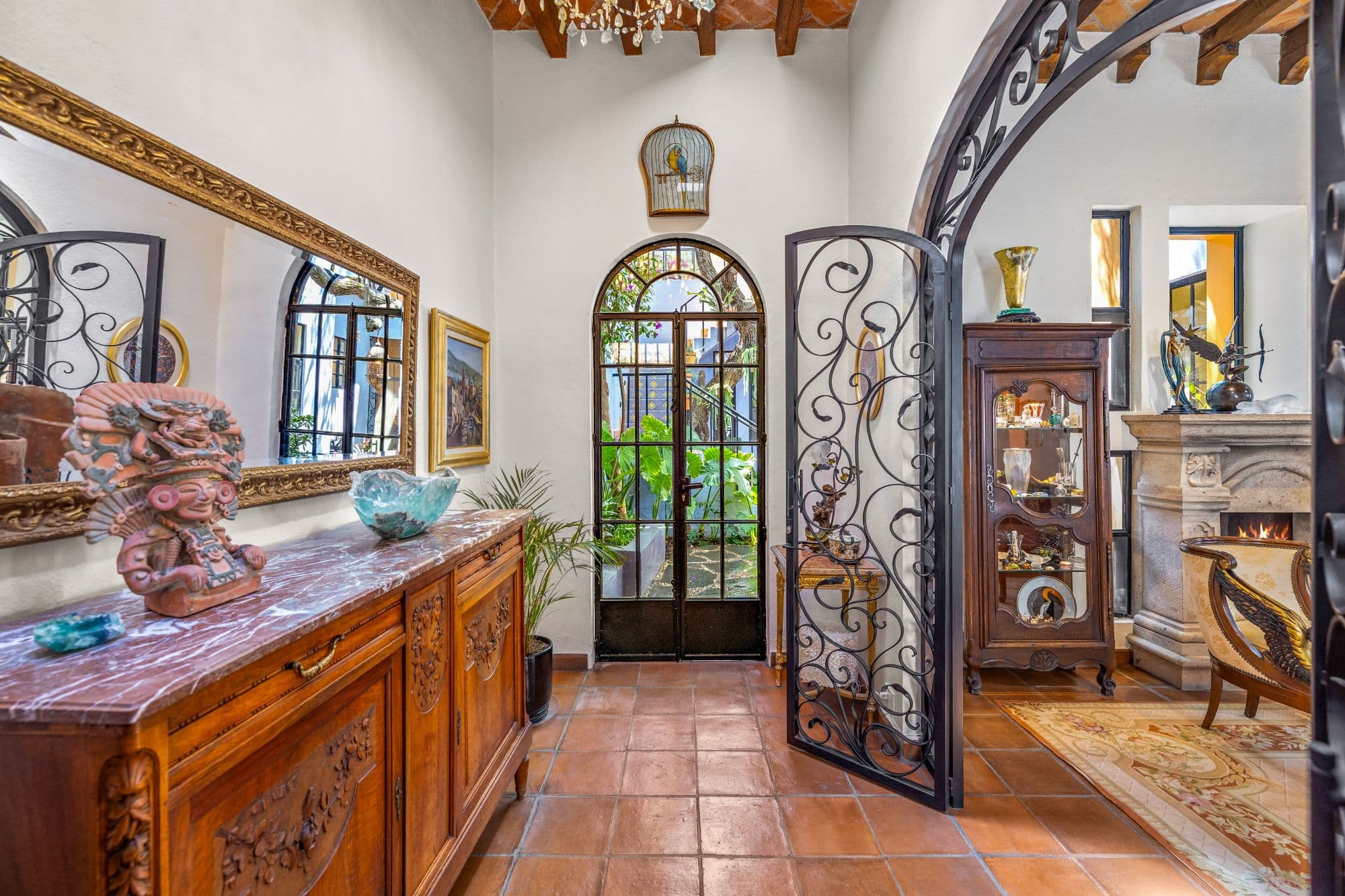 Casa Preciosa — photo 3 of 10