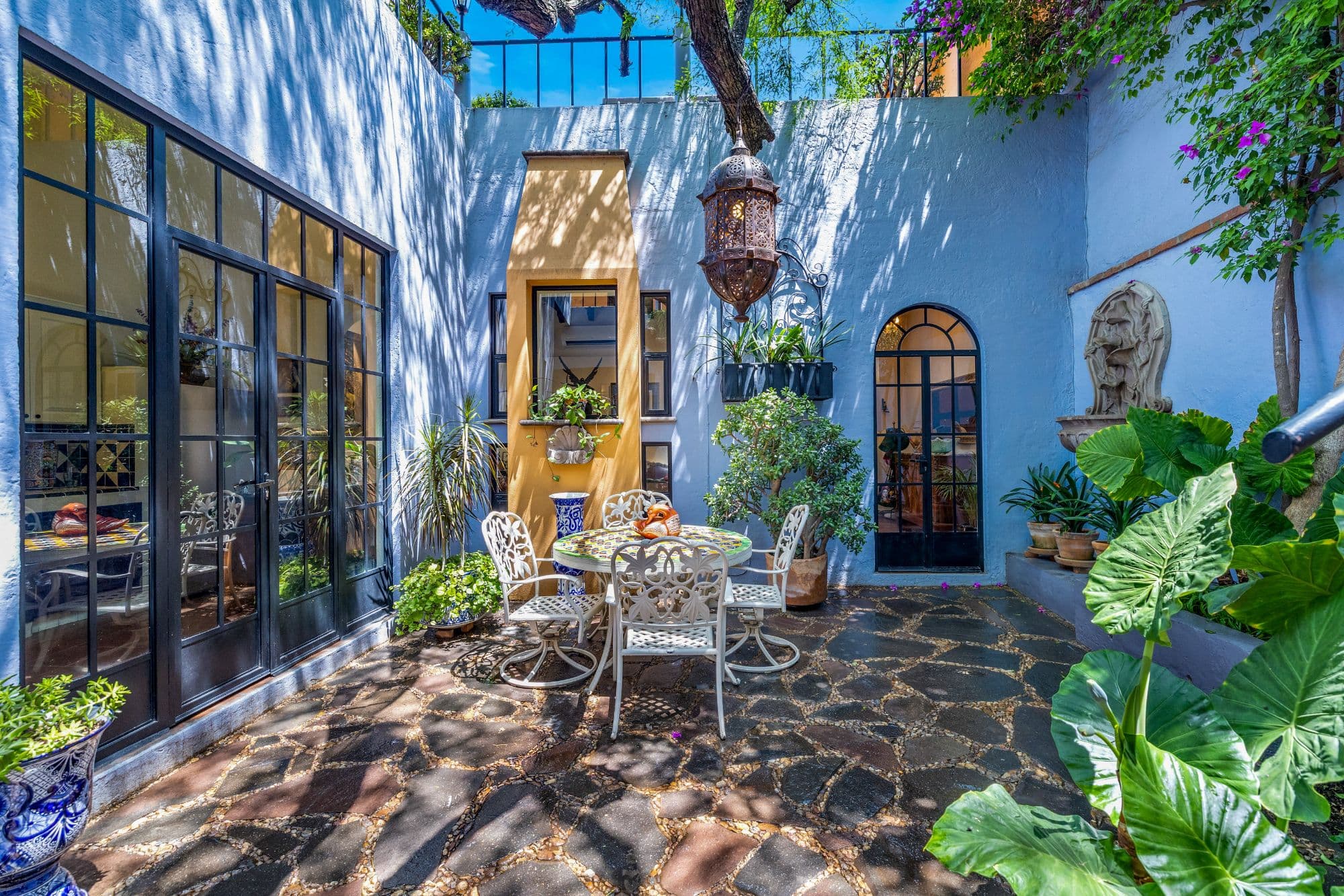 Casa Preciosa — photo 9 of 10