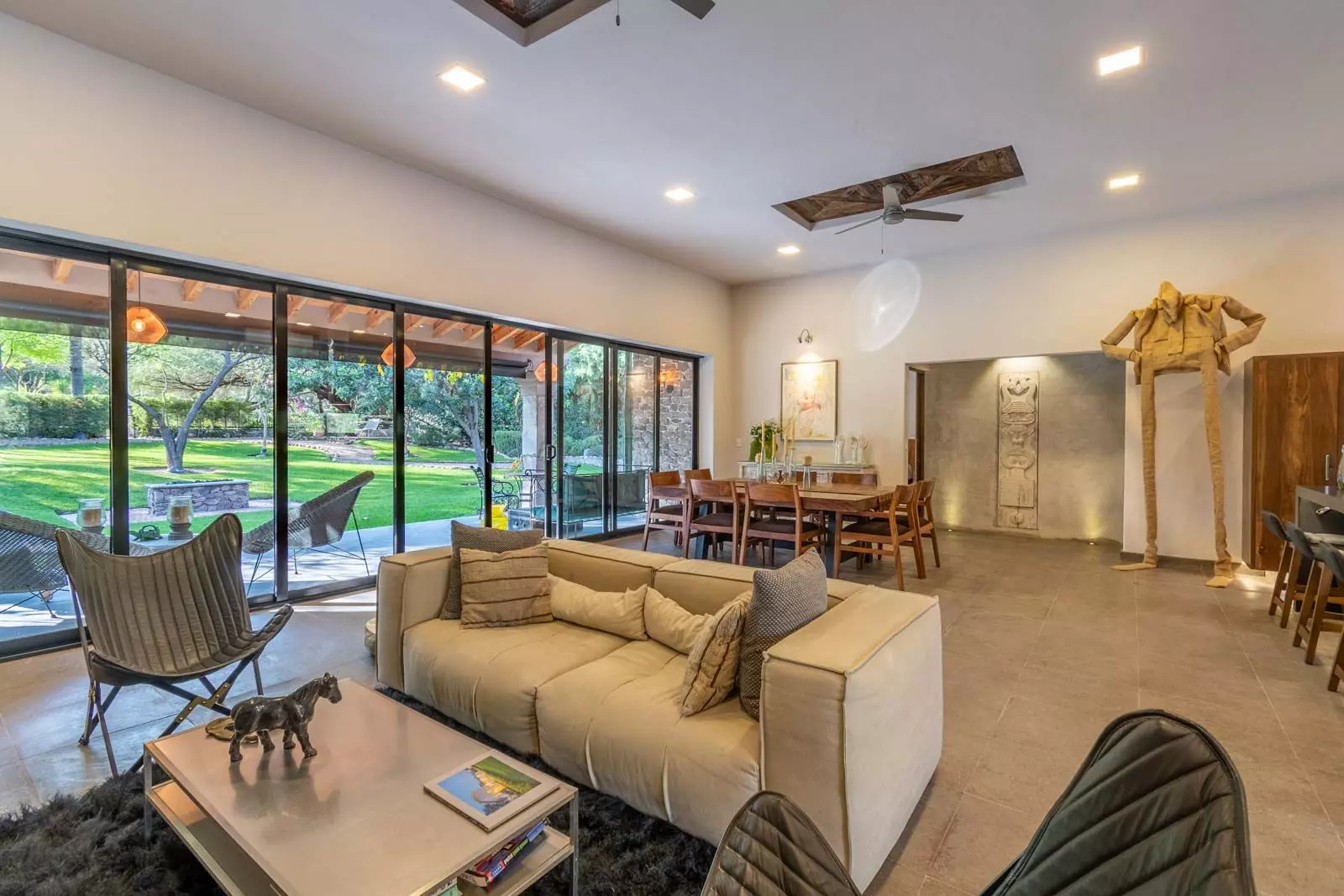 Casa Leo — photo 2 of 10