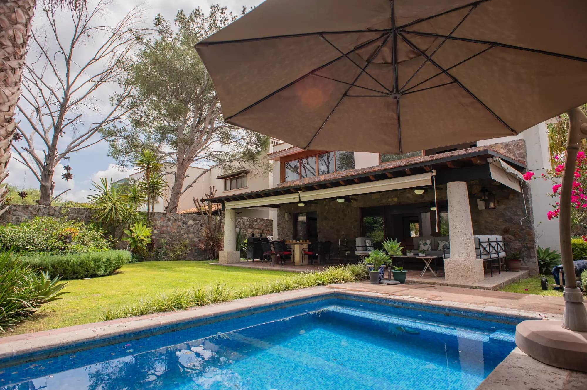 Casa Huizaches — photo 1 of 10
