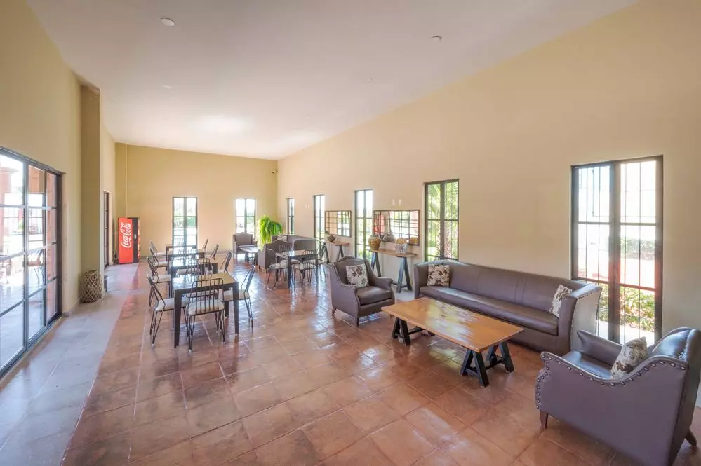 El Milagro Residential – Luxury Amenities — photo 4 of 10