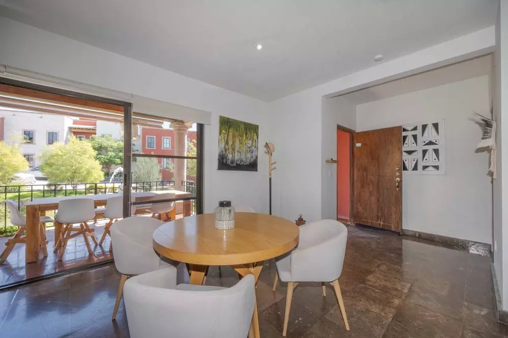 El Milagro Residential – Luxury Amenities — photo 8 of 10