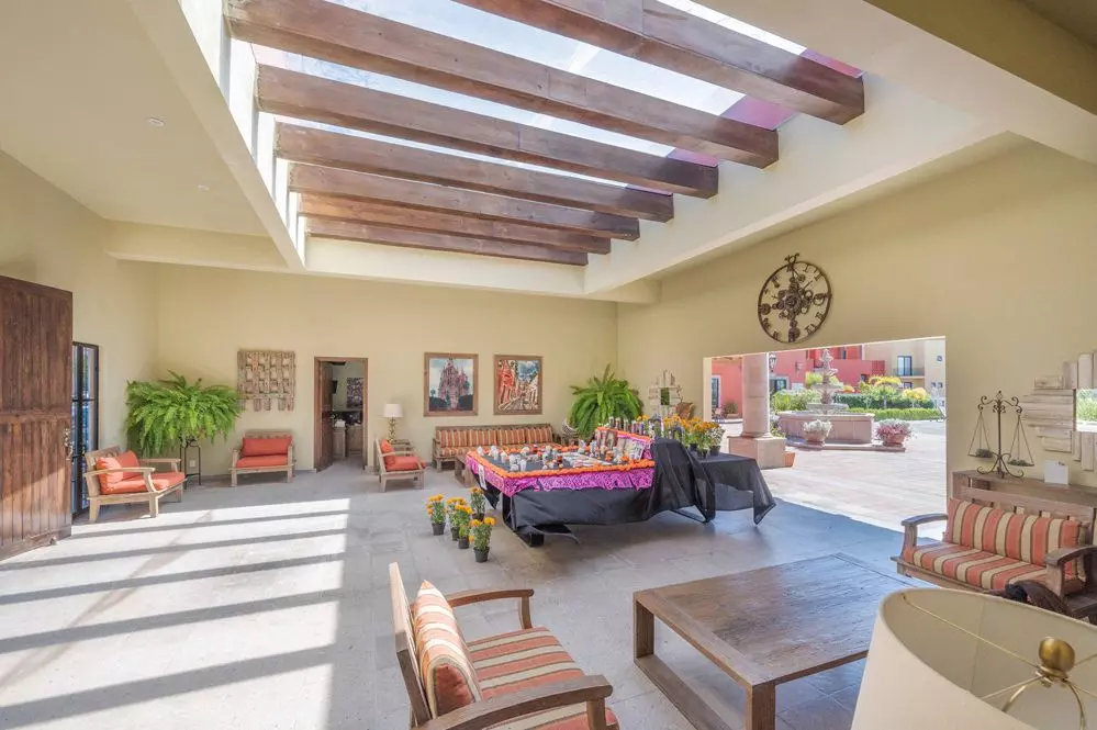 El Milagro Residential – Luxury Amenities — photo 9 of 10