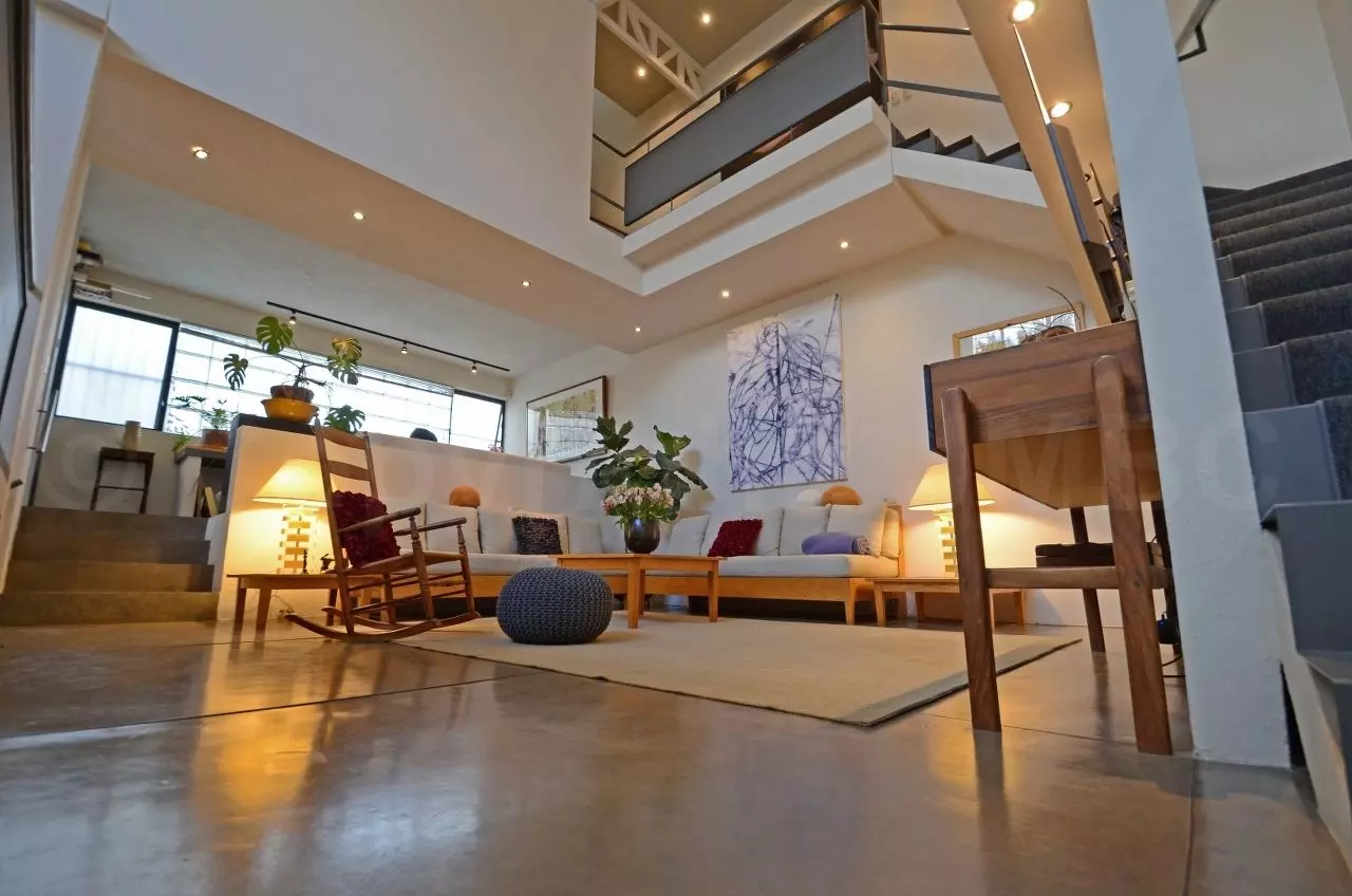 Elegant Home by Robby Friedman — photo 3 of 10