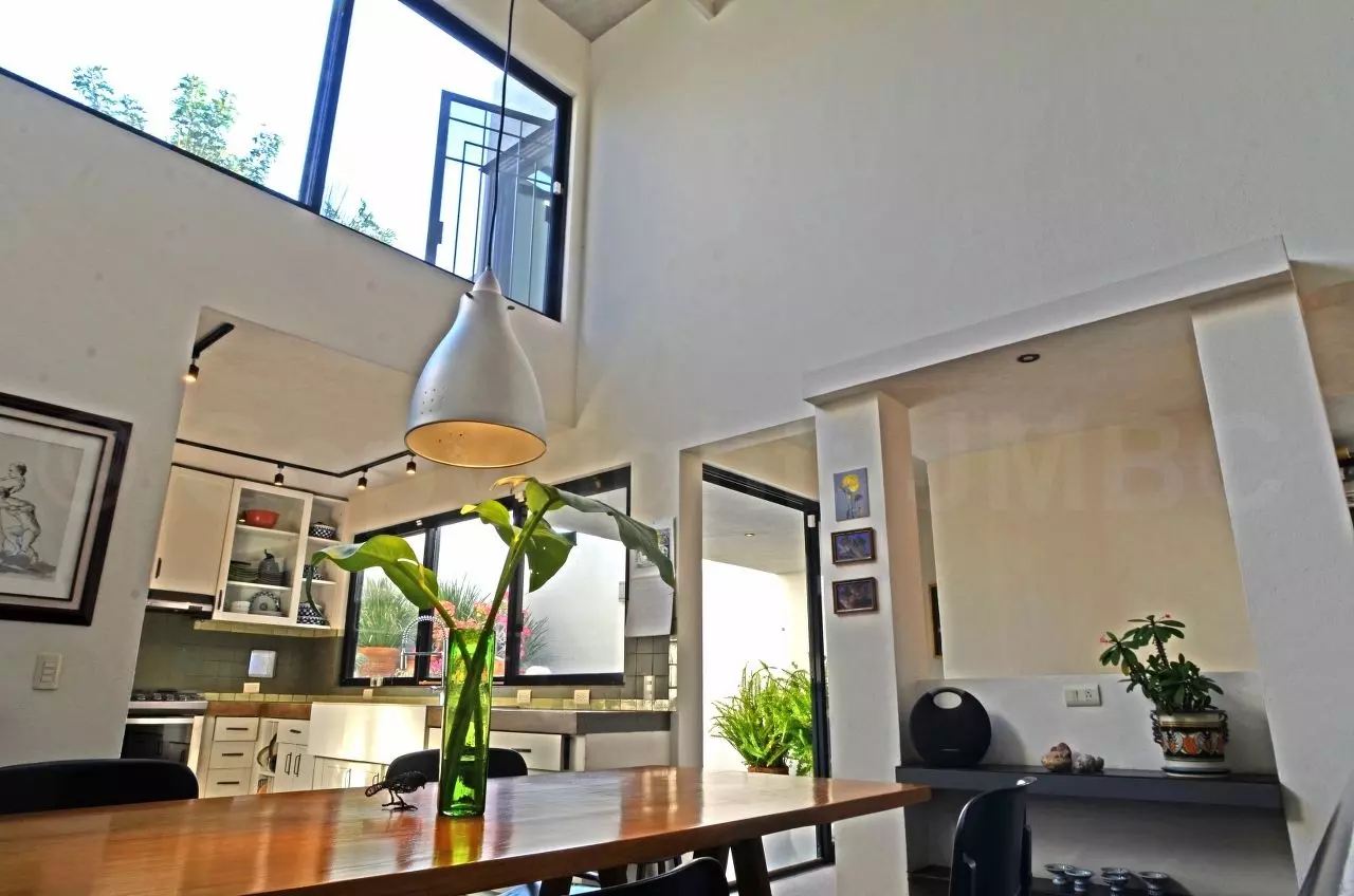 Elegant Home by Robby Friedman — photo 7 of 10
