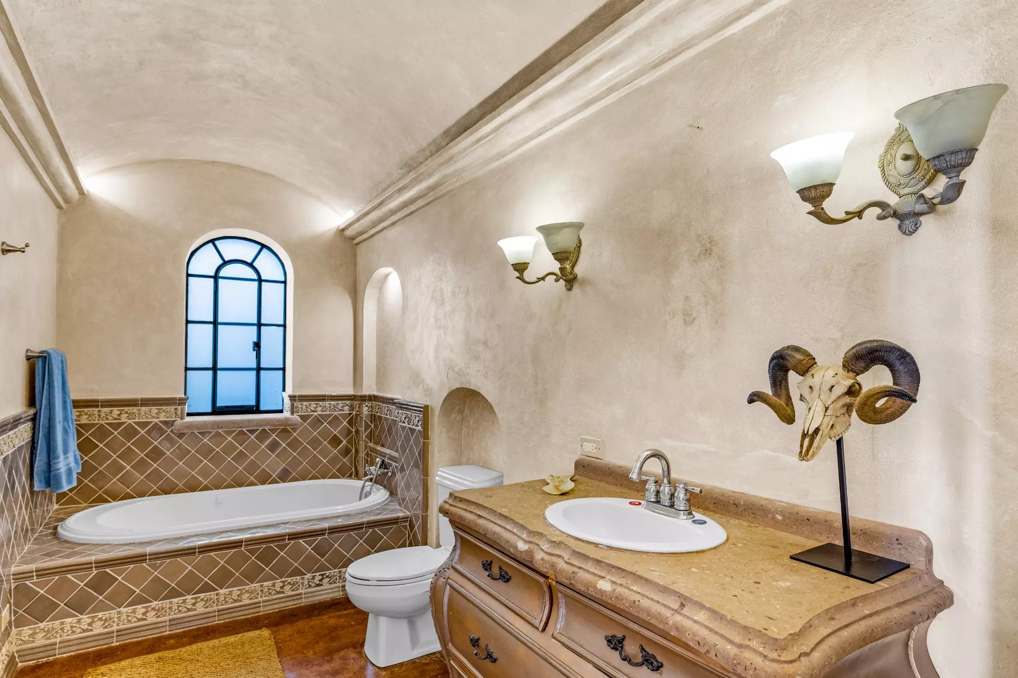 Casa Stone — photo 8 of 10