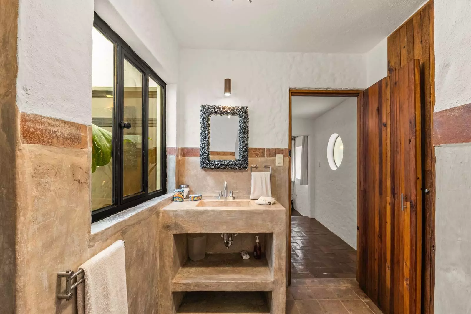 Casa Dos Monos — photo 9 of 10