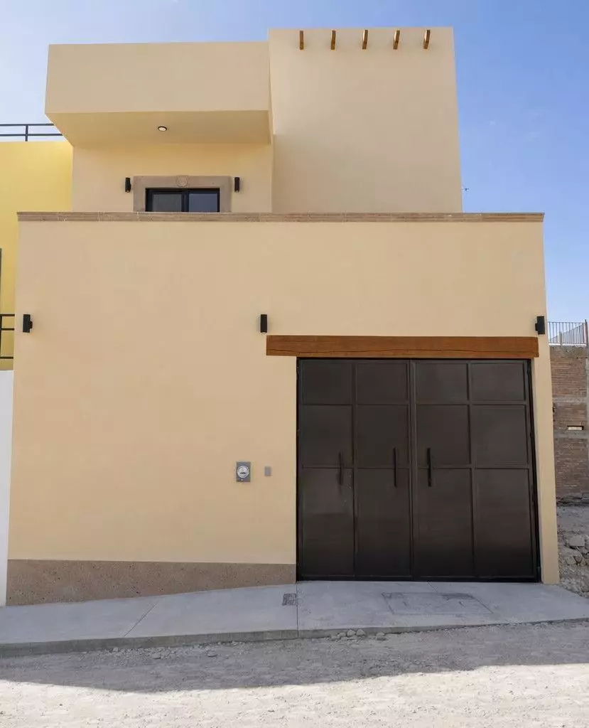 Casa Dorada — photo 1 of 10