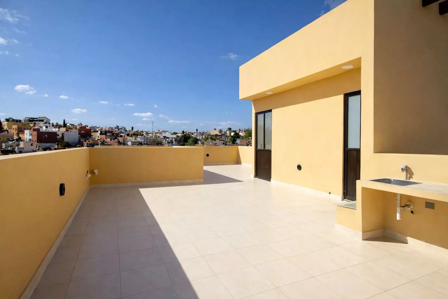 Casa Dorada — photo 8 of 10