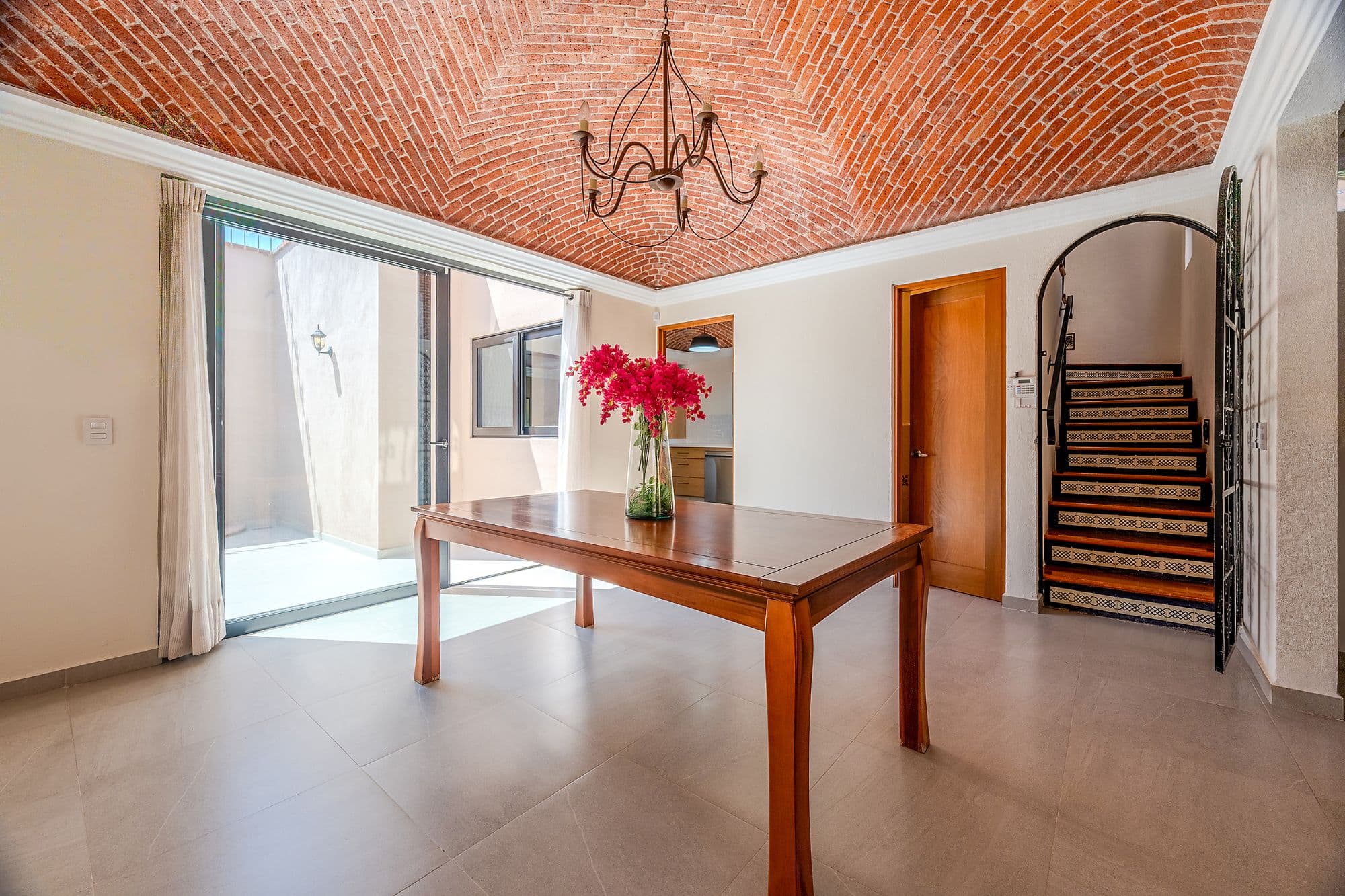 Casa Fuente — photo 5 of 10