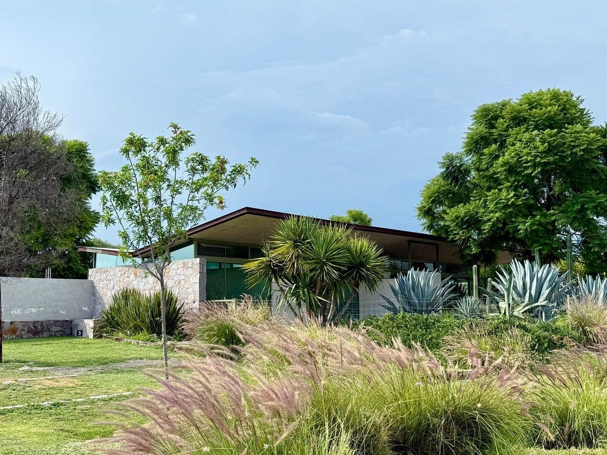 CASA 4 LAJA COUNTRY — photo 10 of 10