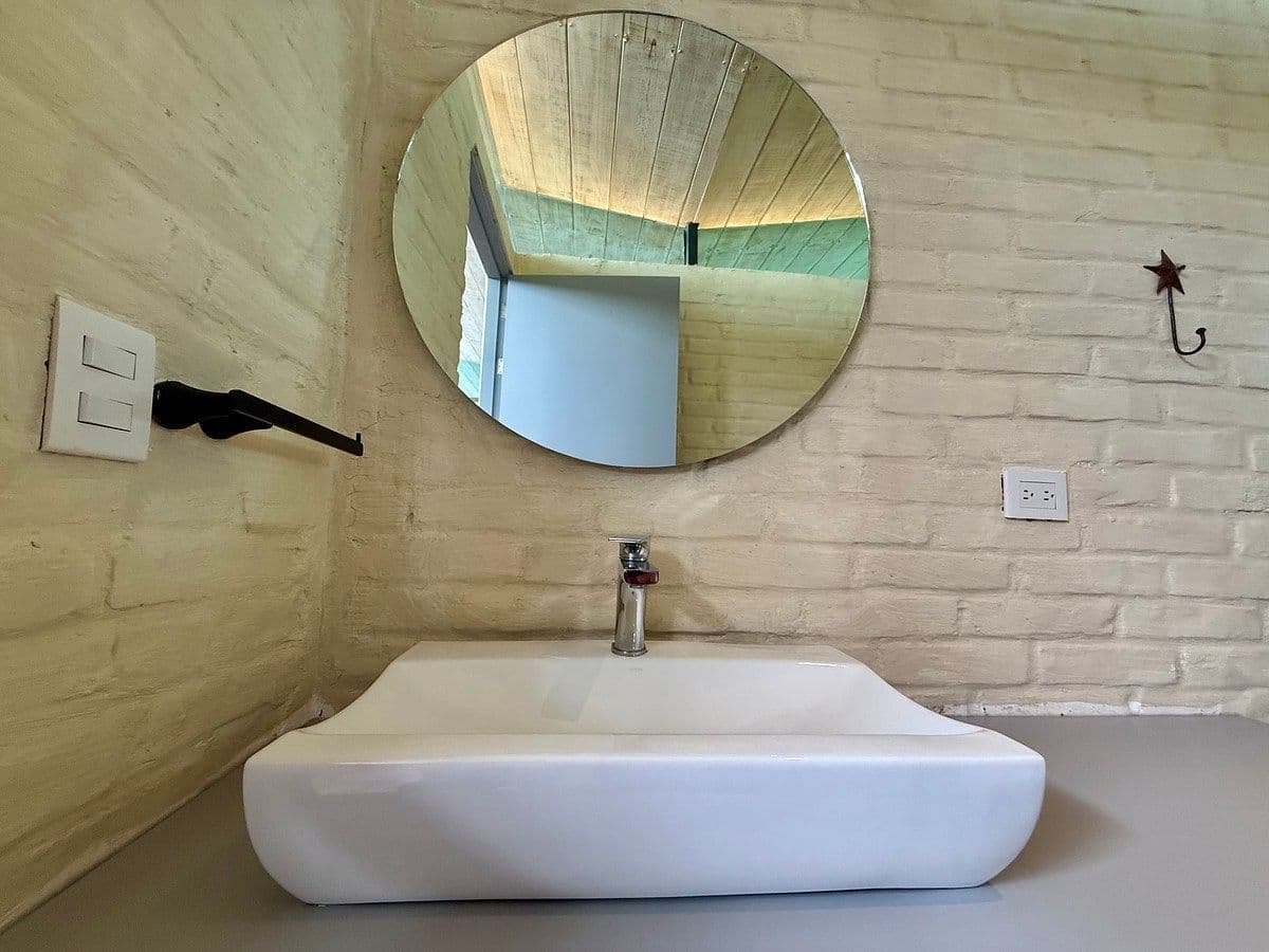 CASA 4 LAJA COUNTRY — photo 6 of 10