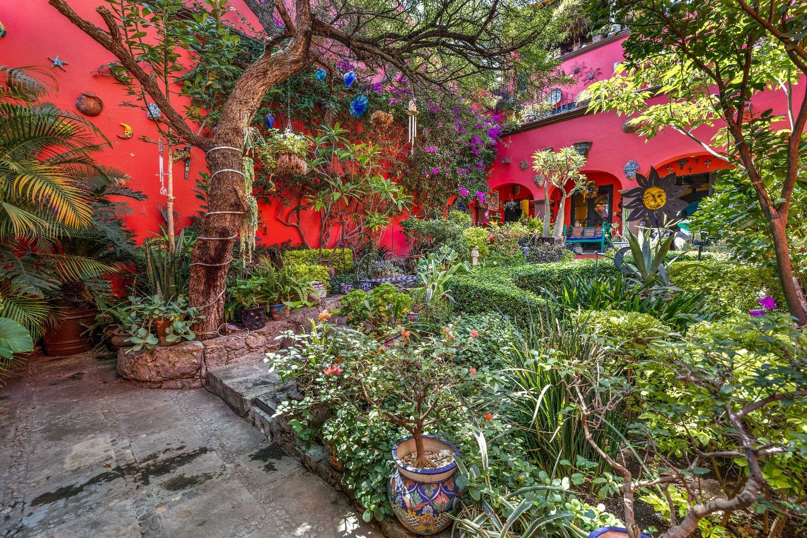 Casa De León — photo 8 of 10