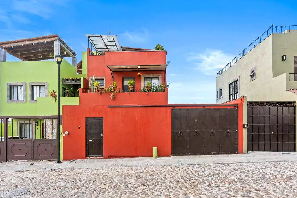 Casa Nico — photo 1 of 9