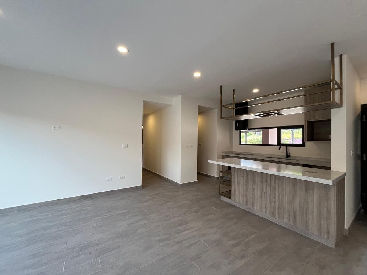 Departamento en Planta Baja - Barrio Santo