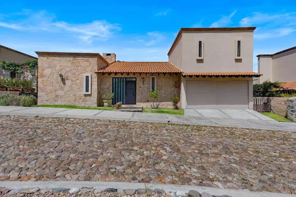 Casa Presita — photo 1 of 10