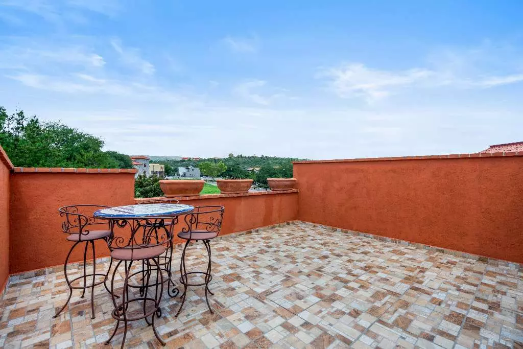 Casa Presita — photo 4 of 10